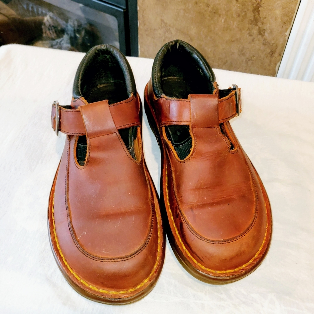 DR MARTENS Air Wair Matte Leather Maryjane Shoes